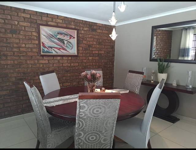 3 BEDROOM HOUSE FOR SALE IN ELANDSPARK